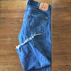 Levi’s 501 Cut-offs W33 L32